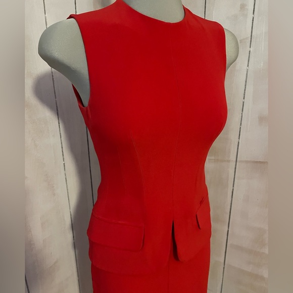 Alexander McQueen Dress with peplum - Picture 8 of 12